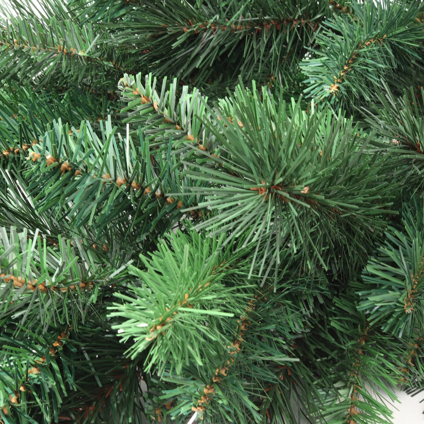 Artificial Pine Garland Deluxe Evergreen 190 Tips-9' x 12"