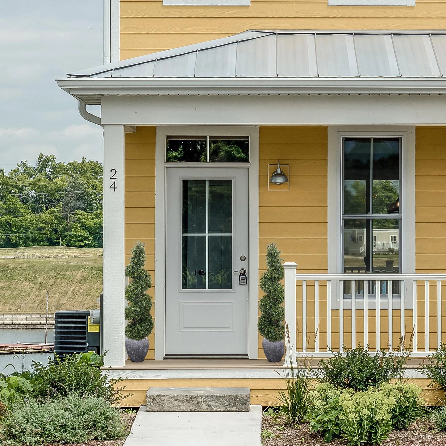 Enchanting Elegance: Boxwood Spiral Topiary UV Indoor Outdoor 4' - Lifelike Foliage, All-Season Décor, Weather-Resistant, Low-Maintenance Beauty for Homes and Gardens