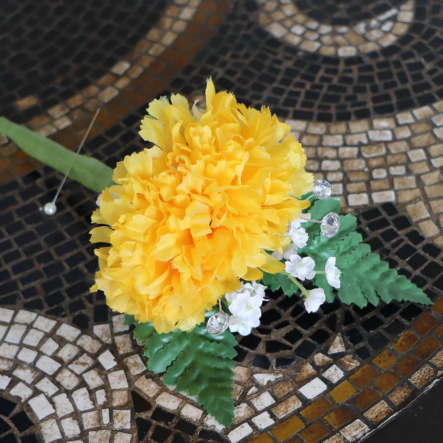 Gilded Elegance: 7" Golden Artificial Stems with 3.5" Silk Flower Heads | Luxurious Floral Decor for Home, Events, and Weddings